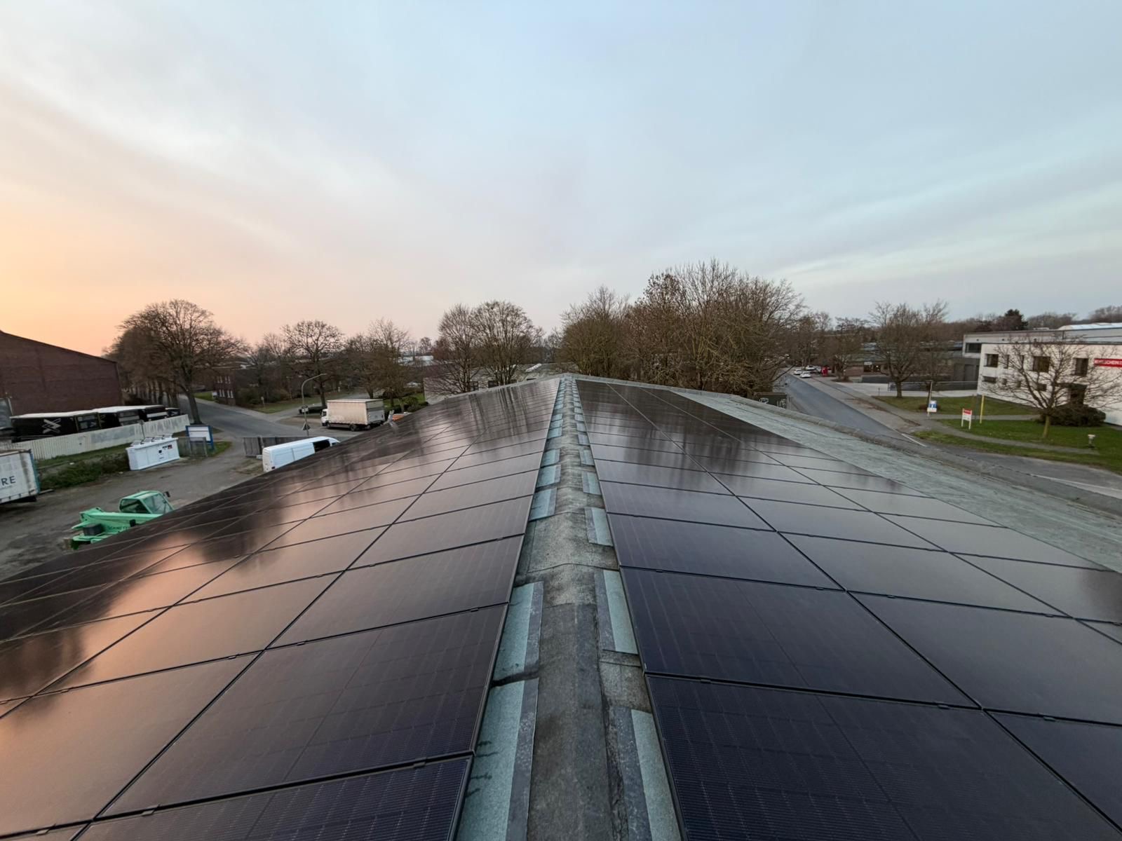 Solarmodule im Sonnenlicht